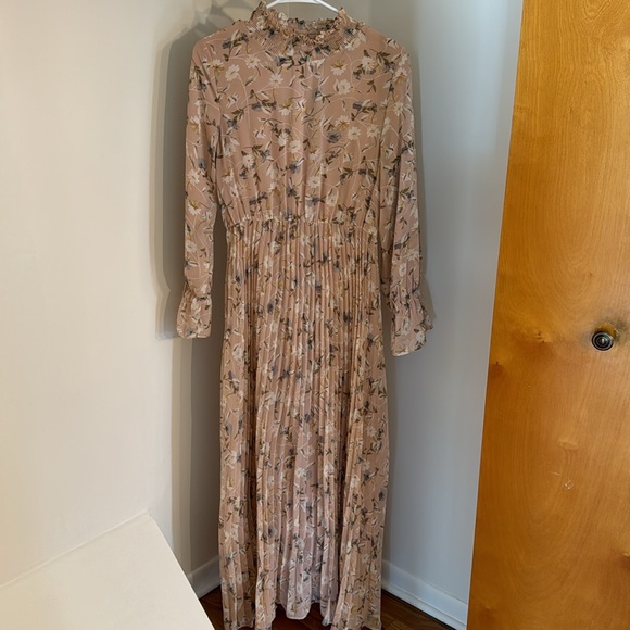 Dresses & Skirts - Veiled Collection Dress